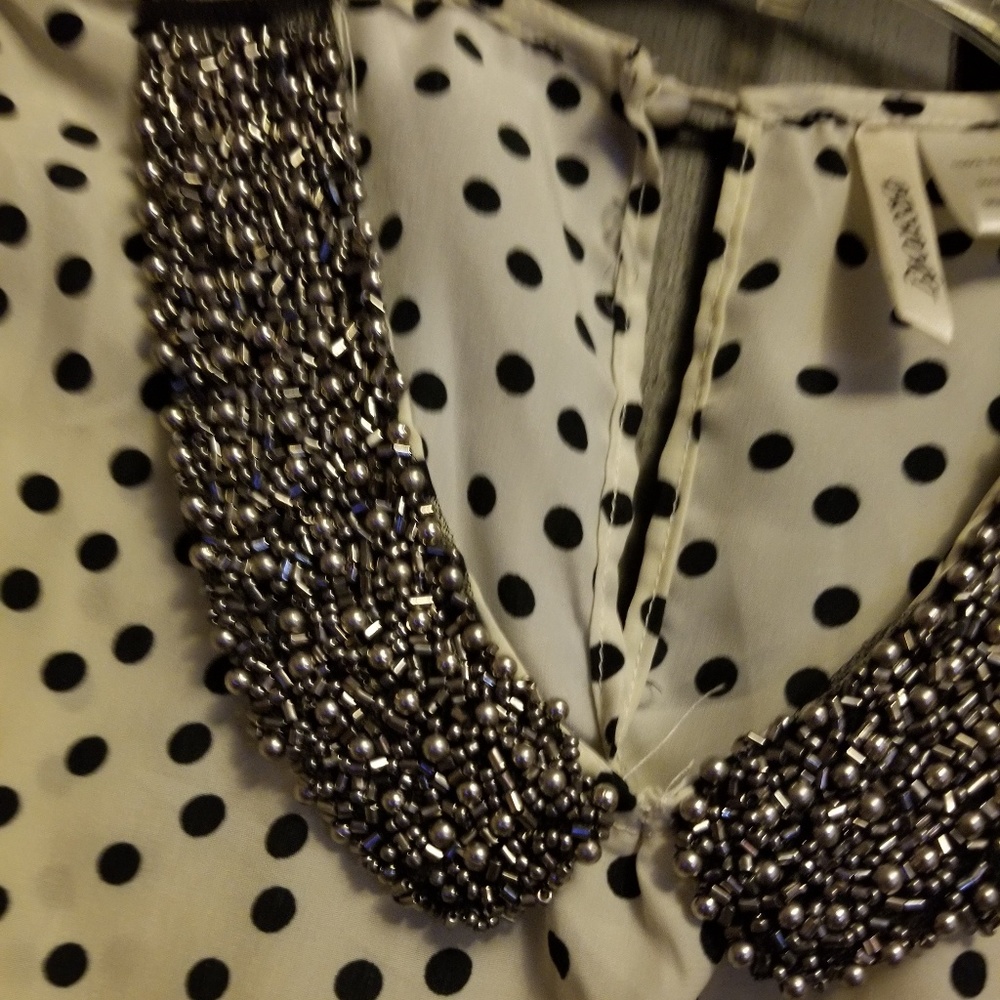 Top - Picture 2 of 3